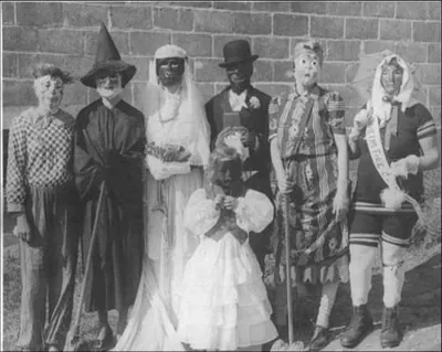 Vintage Halloween card no. 421