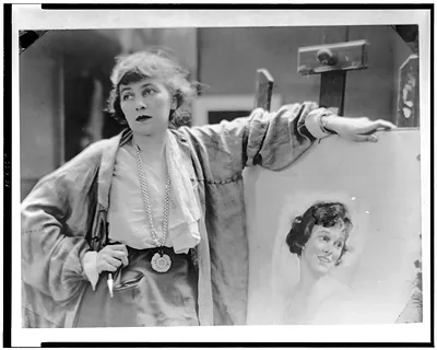 [Neysa McMein in her New York studio] / G.W. Harting Photographs.