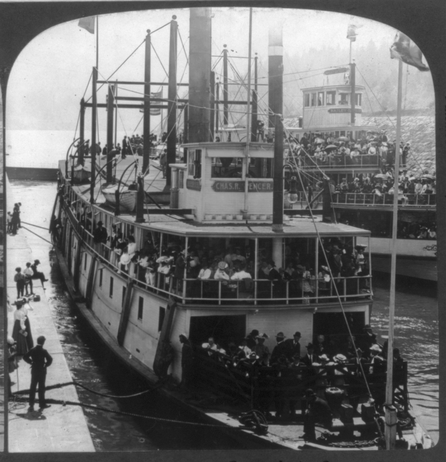 Passenger steamers in the Cascade Locks, Columbia River, Oregon, c1906 May 28. — historic photograph