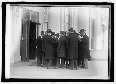 Theo. Roosevelt at White House, Apr. 17