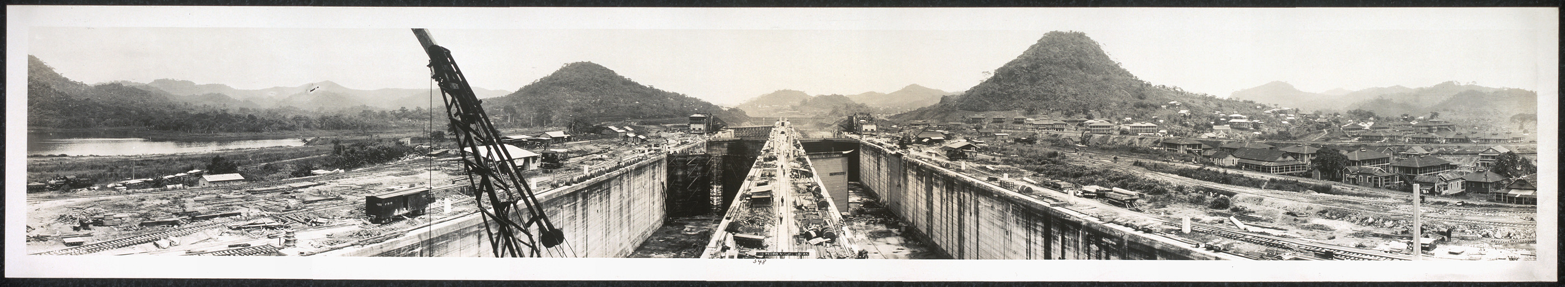 PANAMA 1913 Pedro Miguel Locks — historic image