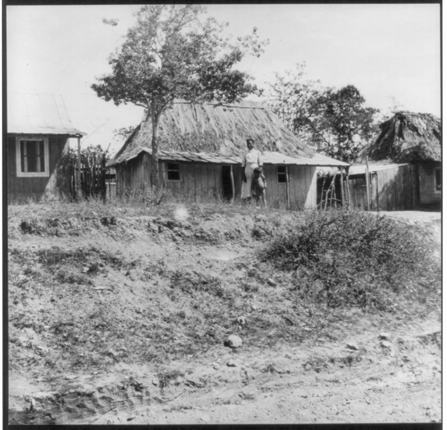 Suburb of Santiago, Cuba, 1907 — historic photograph