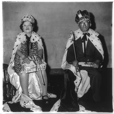 [The king and queen of a senior citizens dance in New York City] / Diane Arbus.
