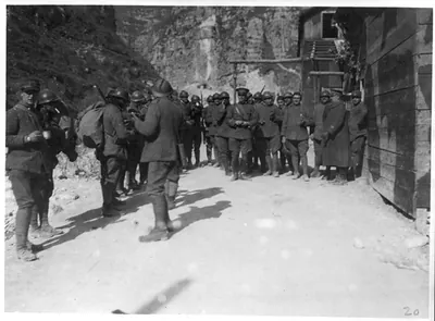 [American Red Cross rolling canteens at Italian Front]