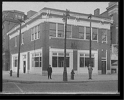 [Dime Bank branch, Broadway & Grand Circus Park, Detroit, Mich.]