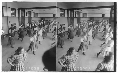 [Girls in dance class]