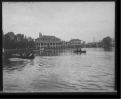 [Chester Park, the lake & club house, Cincinnati, Ohio]