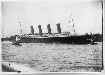 [LUSITANIA, 1907-1914, New York City: arriving in NYC, maiden voyage, 13 Sept. 1907]