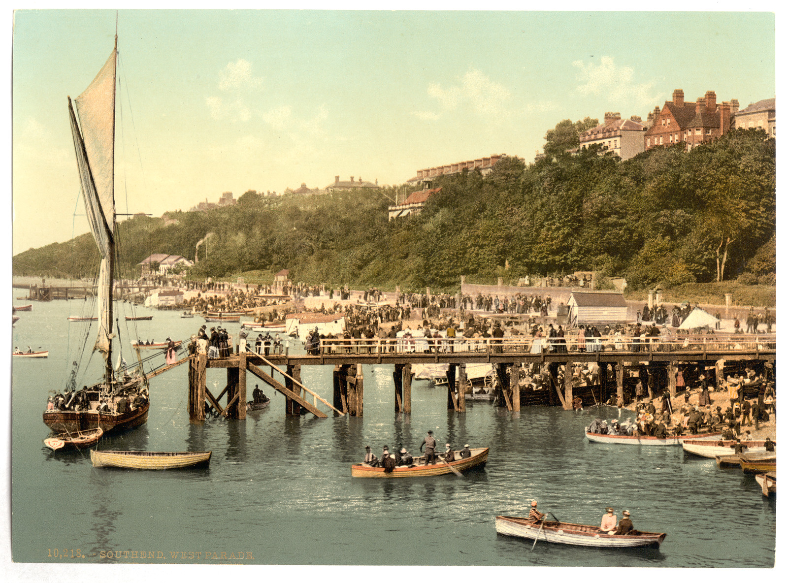 West Parade (i.e. promenade) Southend-on-Sea England, [between ca. 1890 and ca. 1900]. — historic print