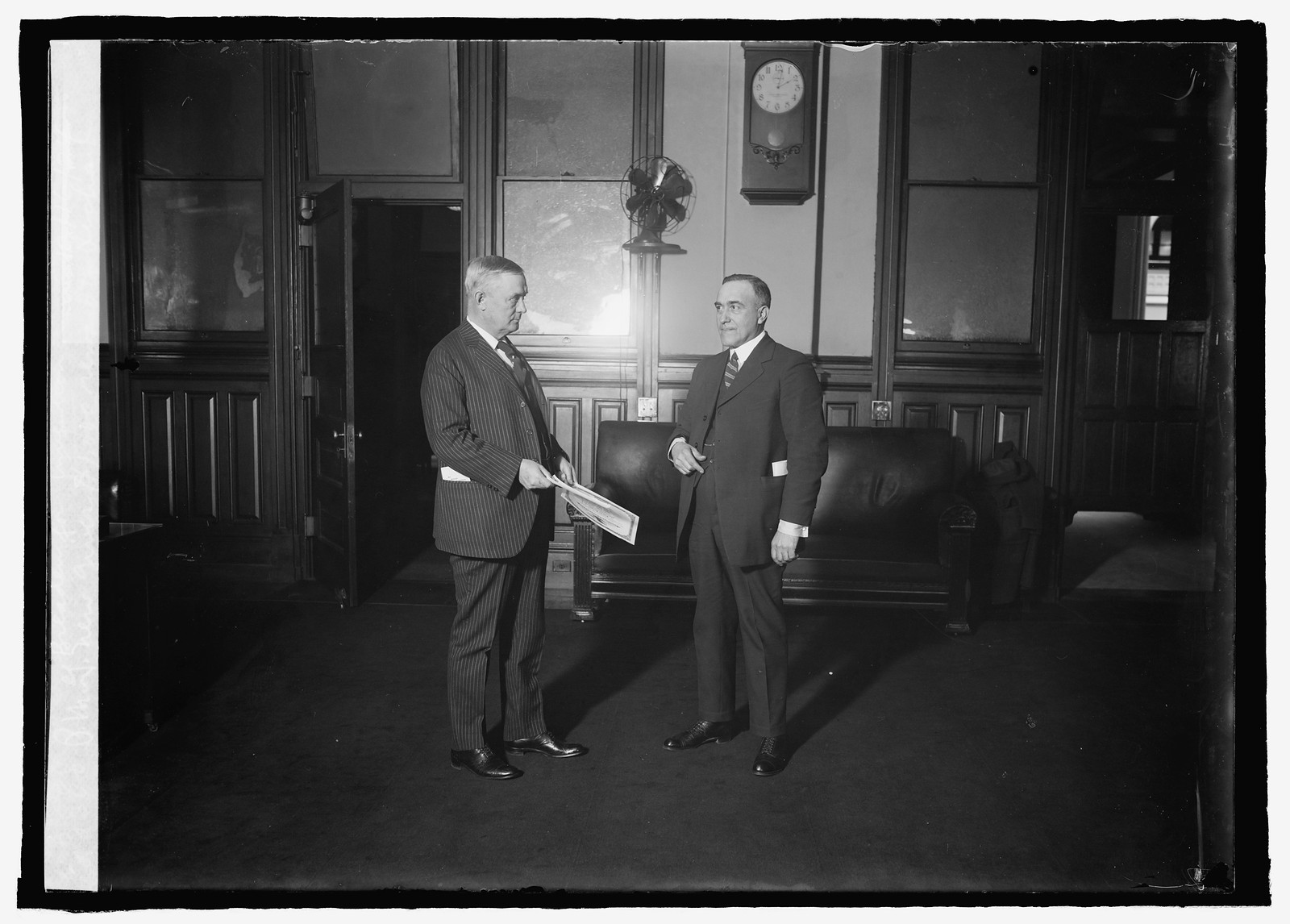 P.M.G. New gives $1,000 reward to Richard Breader for invention, 12/16/24, [19]24 December 16. — historic photograph