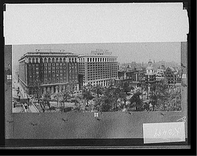 [Copy of Curtis Publishing Co. and Independence Hall, Philadelphia]