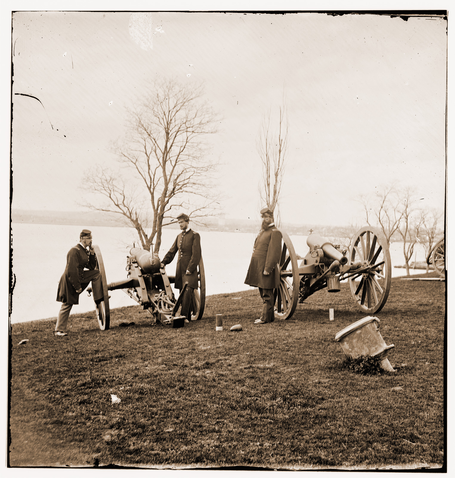 Washington District of Columbia. Wiard guns at U.S. Arsenal, 1862 — historic photograph