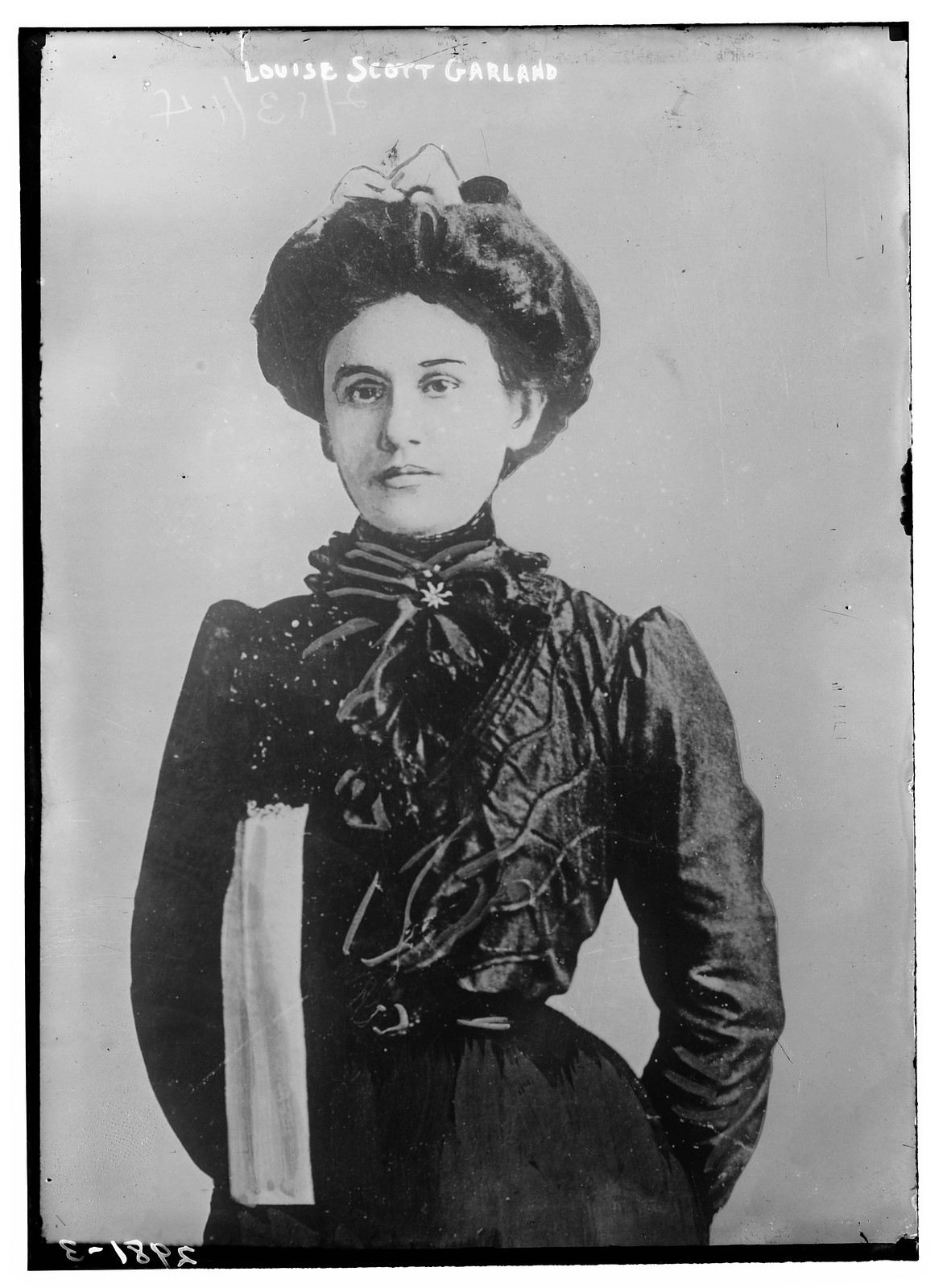 Louise Scott Garland, n/a — historic photograph