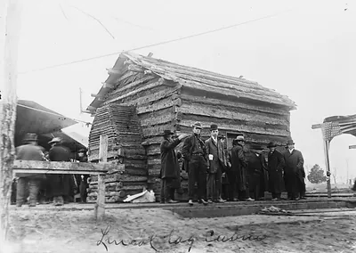 Log Cabin Of Abraham Lincoln