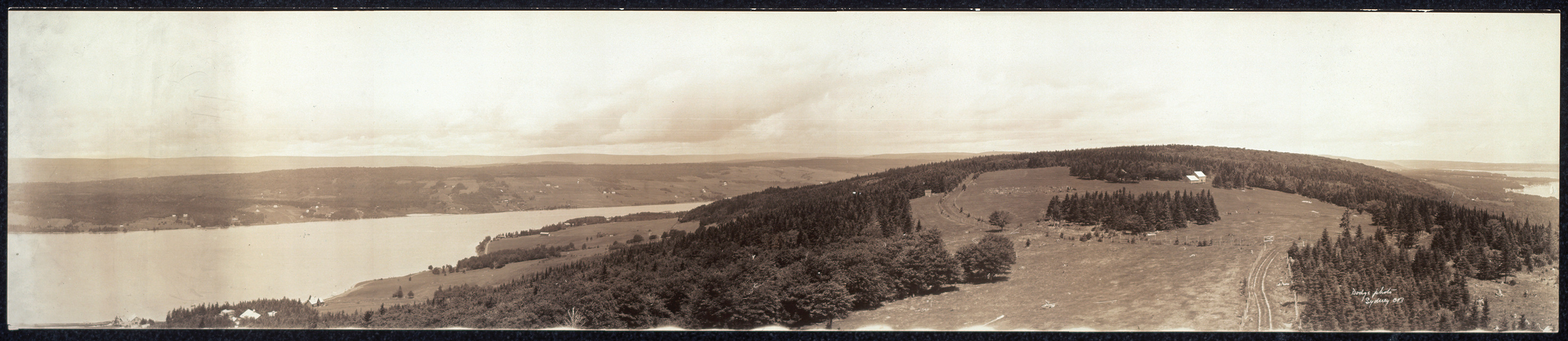 Beinn Bhreagh estate, Nova Scotia, Canada, 1910, 1910 — historic image