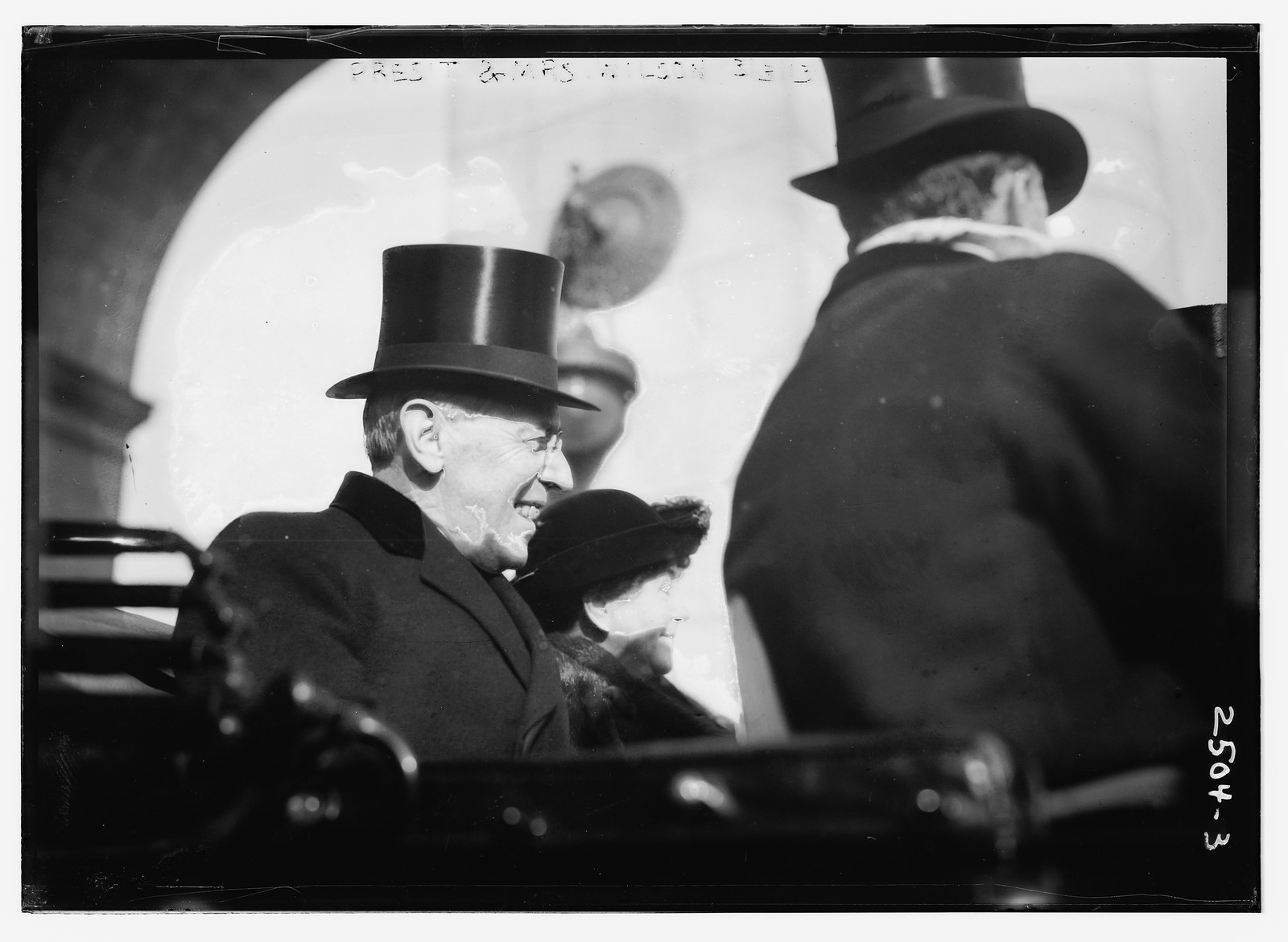 Pres. and Mrs. Wilson, n/a — historic photograph
