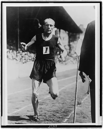 Nurmi still setting worlds records : beats Shrubb's old mark for six mile run