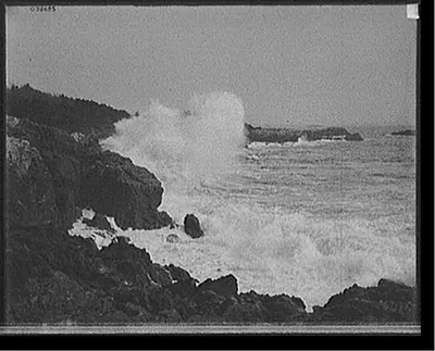 [Neck surf near the Churn, Marblehead, Mass.]