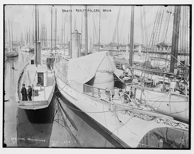 Yachts Refitting, Erie Basin