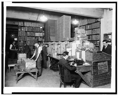 [Employees working in Willard Battery Company, Washington, D.C.]