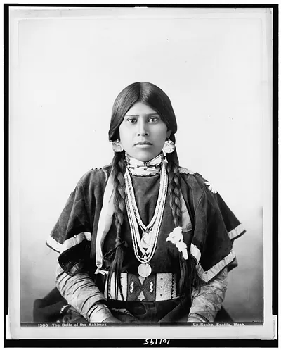The Belle of the Yakimas / La Roche, Seattle, Wash.