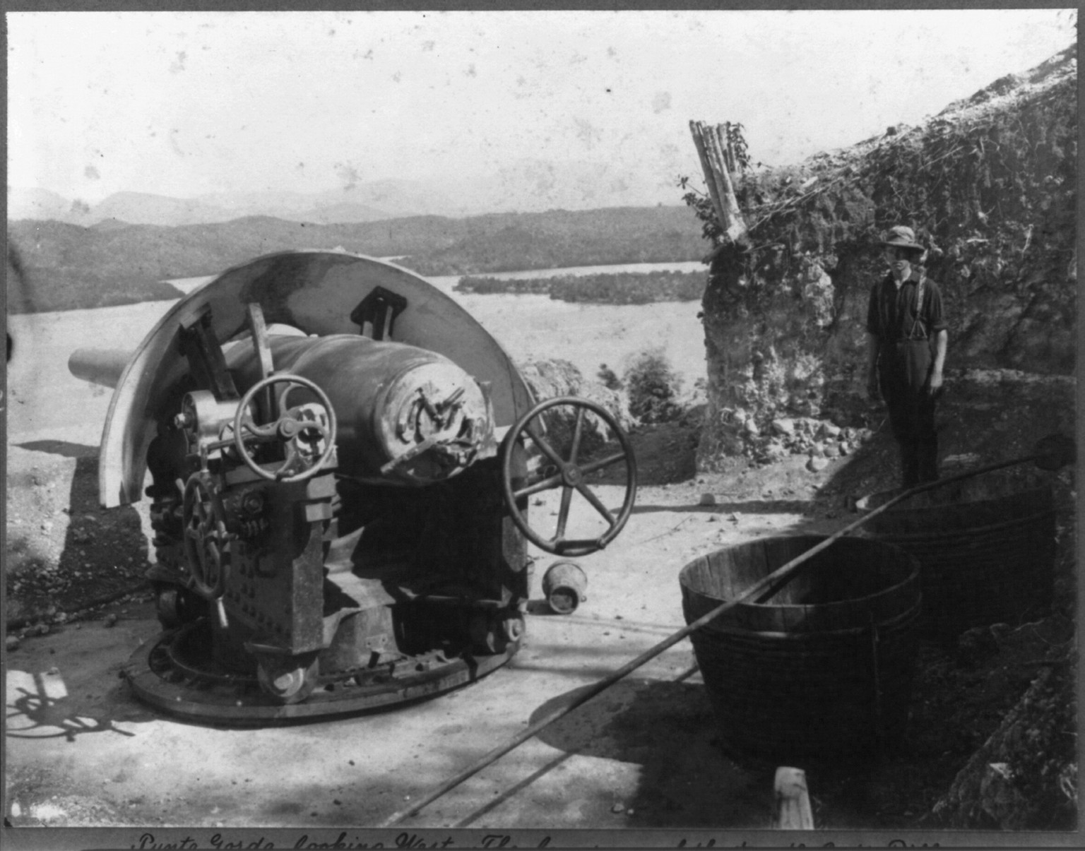 [U.S. Army fortifications in Cuba, 1898-99]: Punta Gorda, looking west — historic photograph