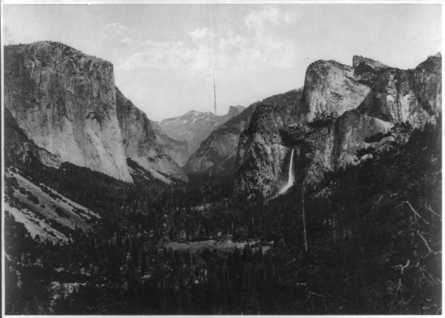 Yosemite Valley from Artists' Point, Calif., c1898. — historic print