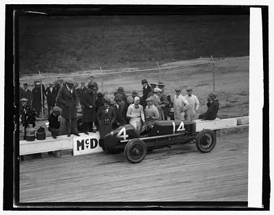 Bob McDonogh, winner of 250 mile auto race, [10/26/25]