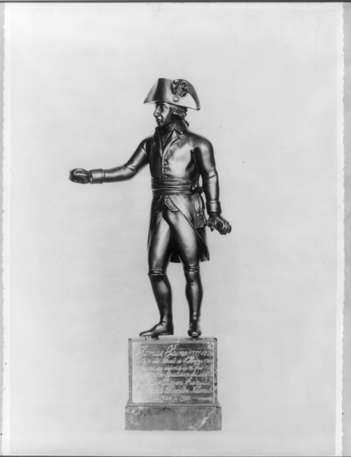 [Thomas Paine], [between 1900? and 1950?, from a sculpture between 1780? and 1800?] — historic photograph