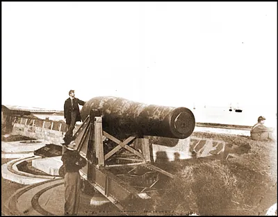 Fort Monroe Va. The Lincoln Gun a 15-inch Rodman Columbiad