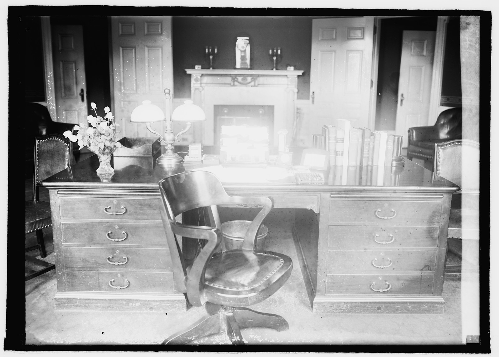 White House. Ex. ofc. Interior, [between 1918 and 1921] — historic photograph