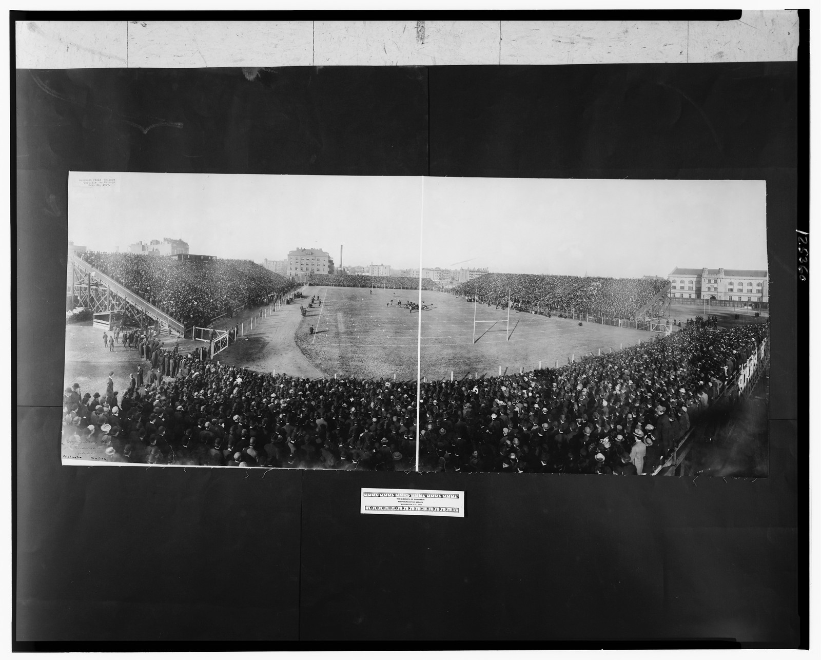 Marhall Field, Chicago, Carlisle vs. Chicago, Nov. 23, 1907, 1907 November 23. — historic photograph