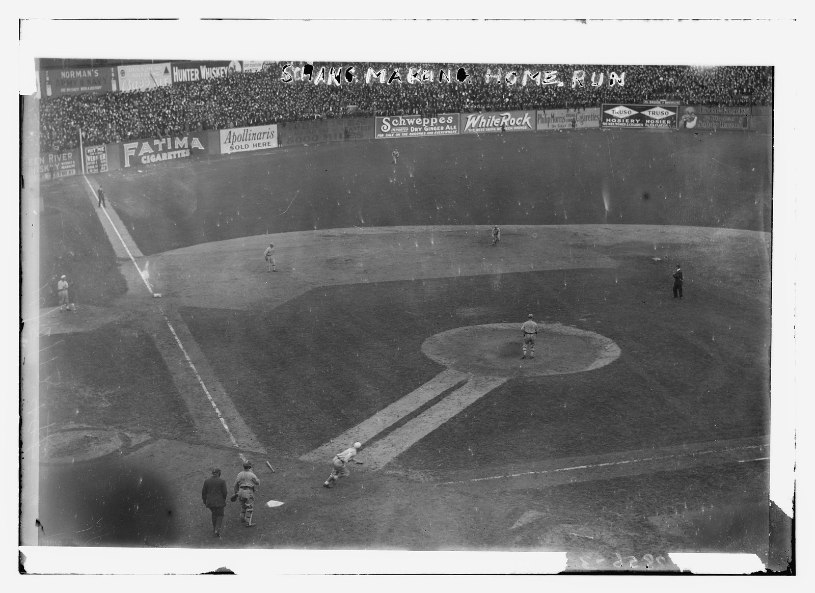 Wally Schang, Philadelphia AL, during 1913 World Series (baseball), [1913] — historic photograph