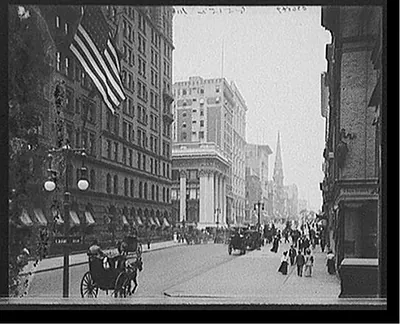 [Fifth Avenue from Thirty-third Street, New York, N.Y.]