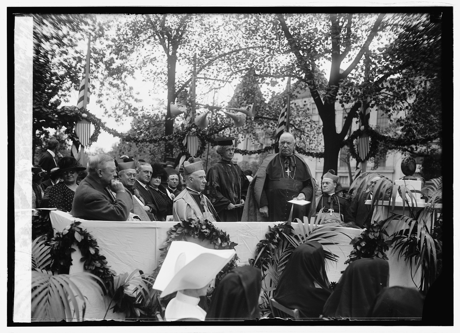 Dedication of Nuns Memorial by Cardinal O'Connell, 9/20/24, [19]24 September 20. — historic photograph