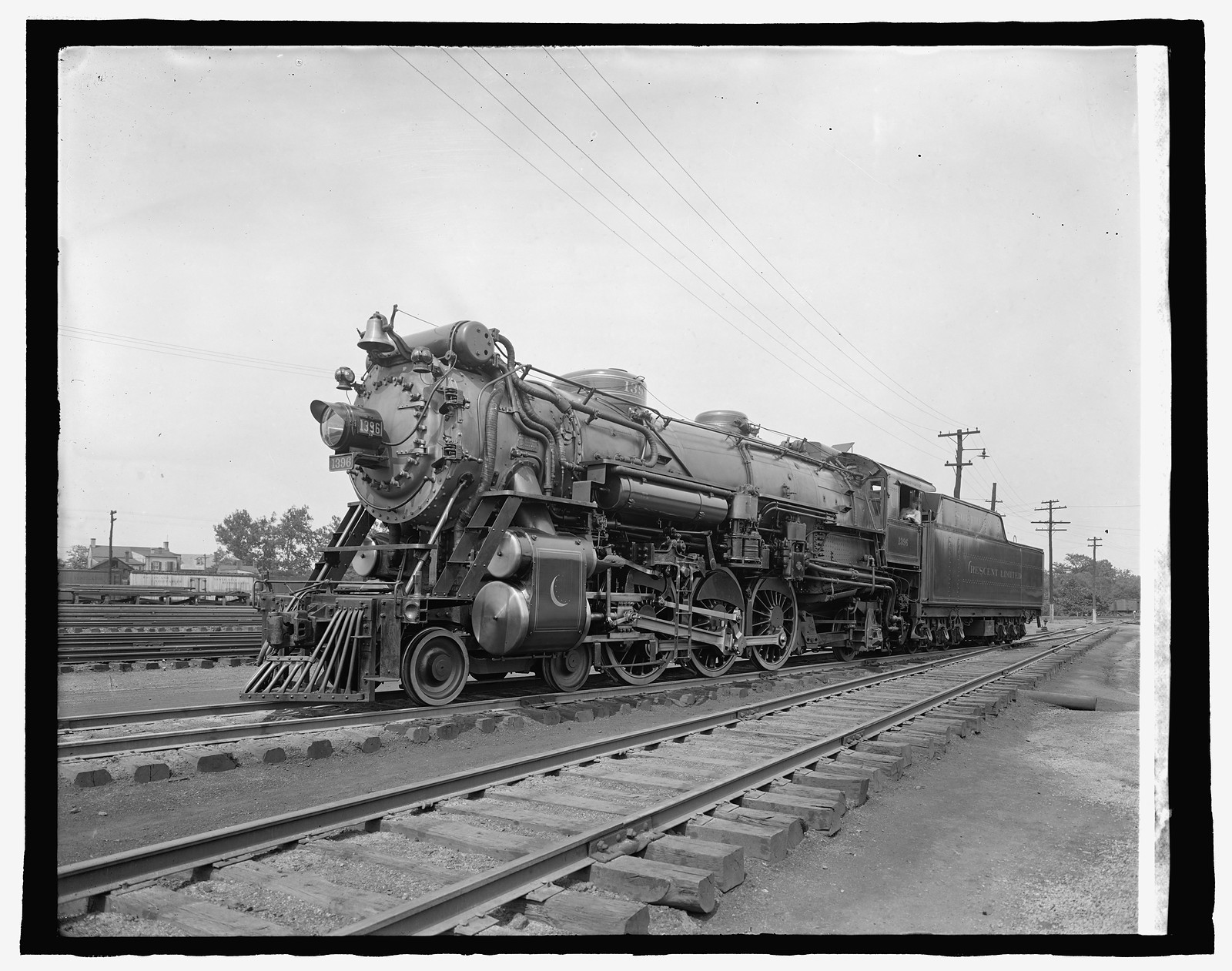 So. R.R. Co. Crescent Locomotive, [between 1916 and 1917] — historic photograph