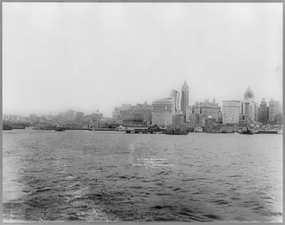 New York Skyscrapers form Hudson River