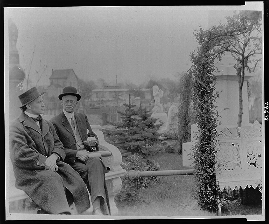 [Houdini at gravesite alone and with his brother William Weiss, New York, New York], [ca. 1914] — historic photograph