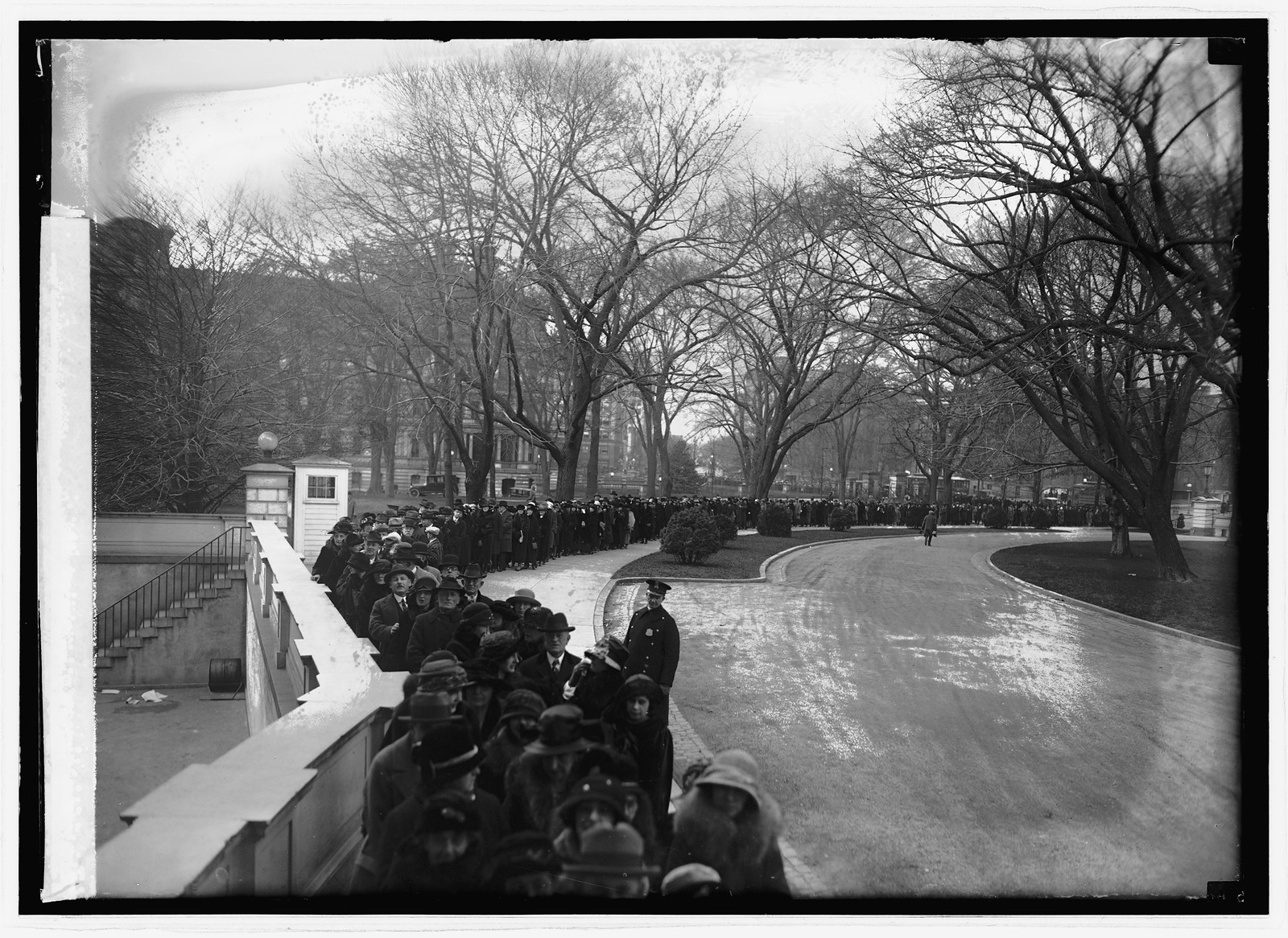 New year reception, 1/1/24, [19]24 January 1. — historic photograph