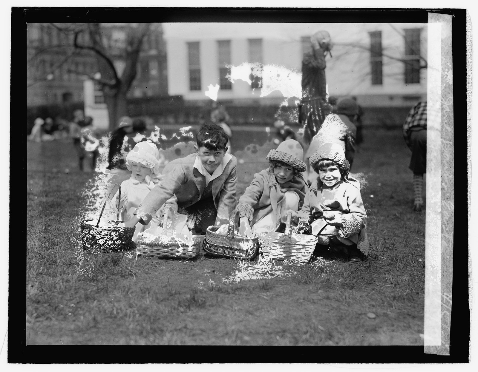 Joan, Jimmie, Jr., Jean & Jane Davis, Easter, 4/5/26, [19]26 April 5. — historic photograph