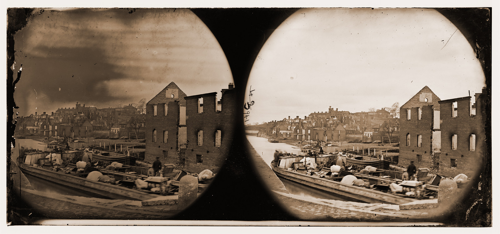 Richmond Virginia. View on the canal, 1865 — historic photograph