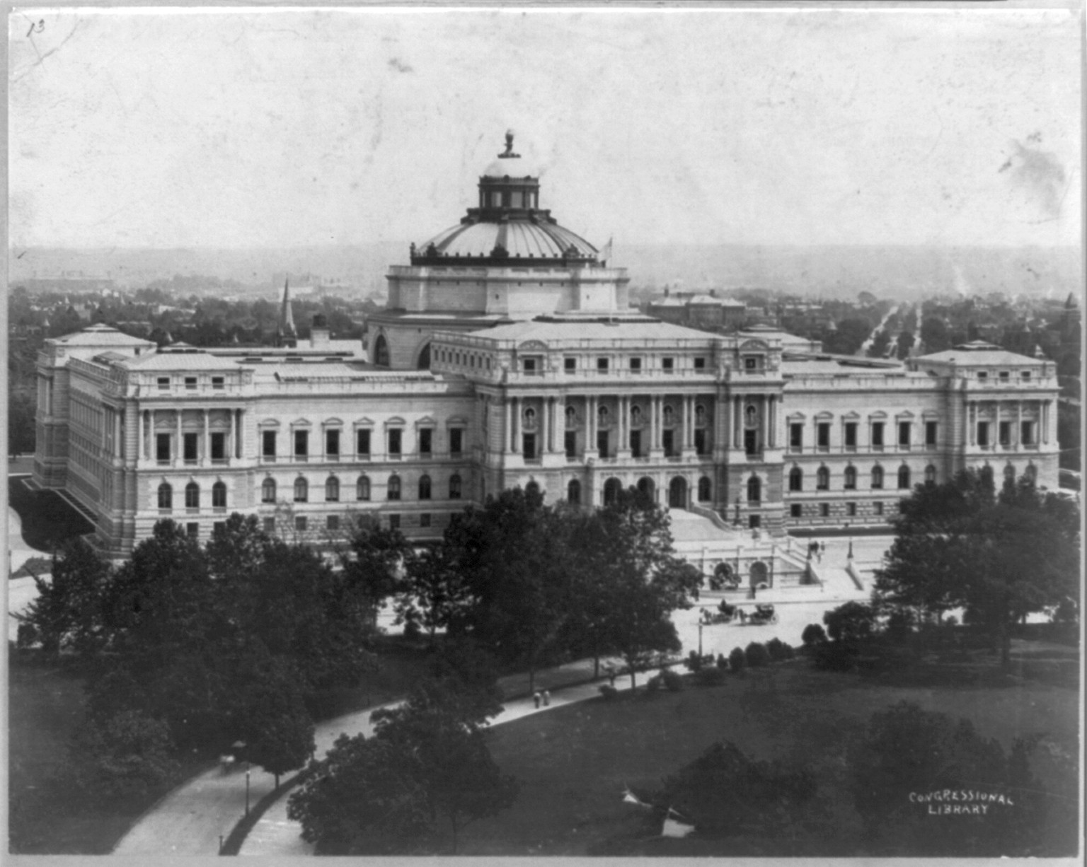 Library of Congress, [no date recorded on caption card] — historic photograph