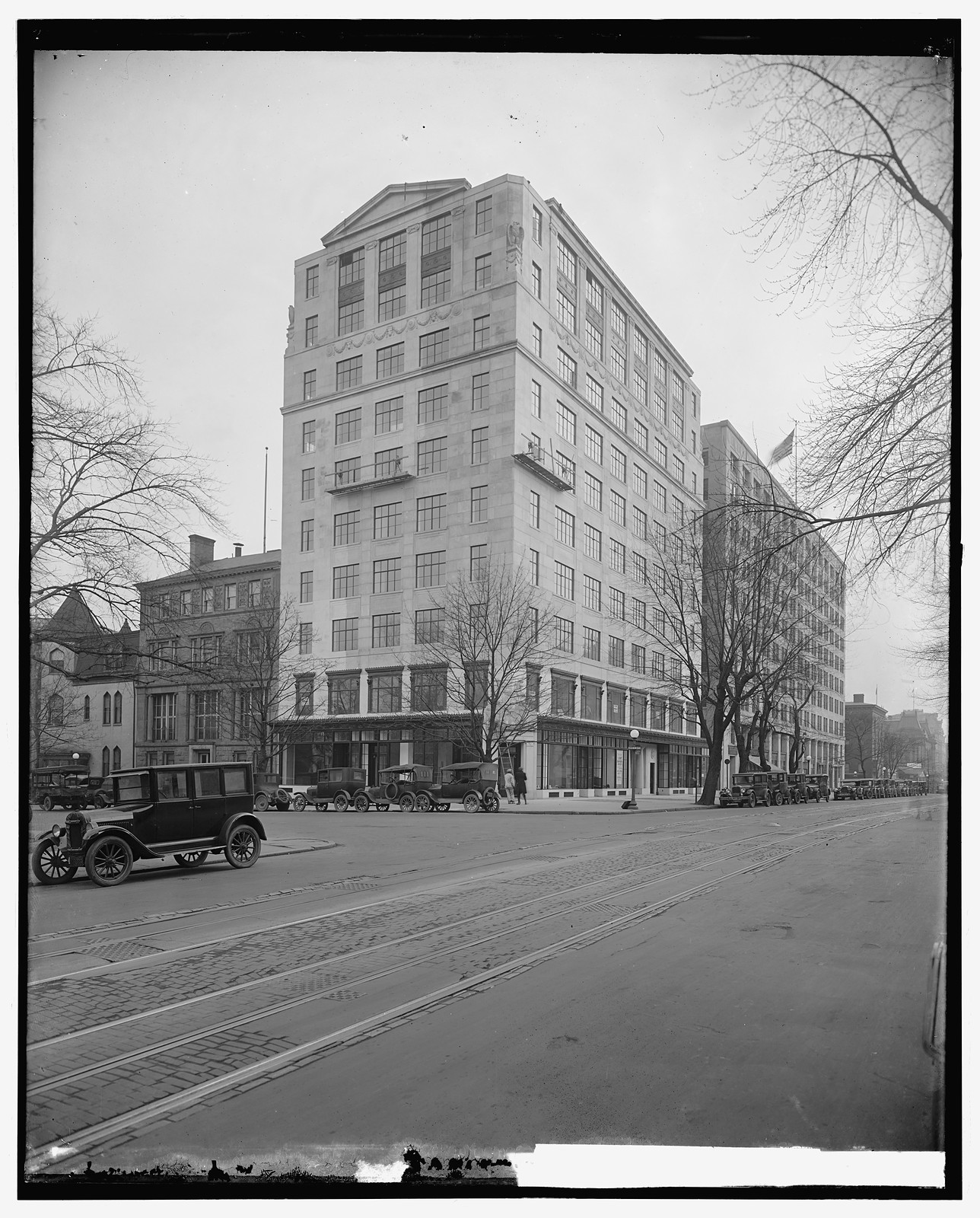 Hill Bldg. [Washington, D.C.], [between 1910 and 1926] — historic photograph