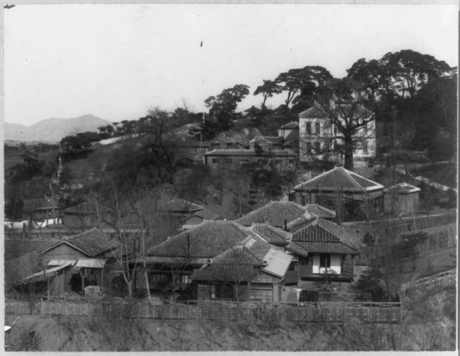Ito's house, Seoul, Korea, [between 1890 and 1923] — historic photograph