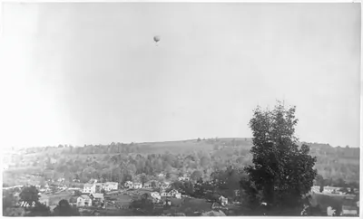 [Balloon in the air over Winsted, Conn., at altitude of 3050 feet]