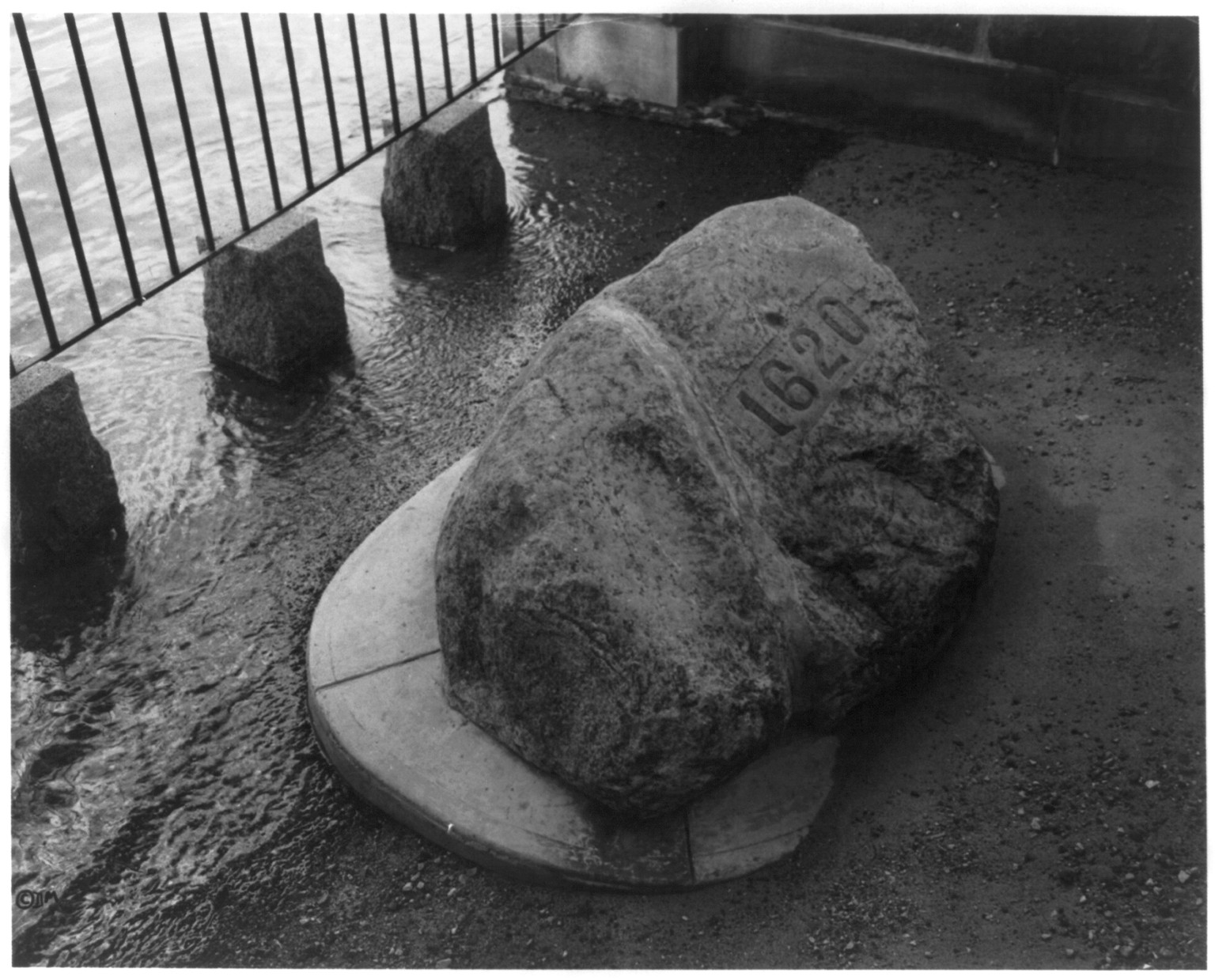 [Plymouth Rock, Plymouth, Massachusetts, showing engraved date 1620"]", c1947. — historic photograph