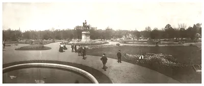 Boston Public Garden c