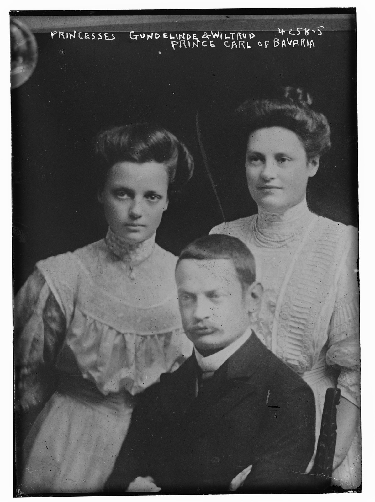 Princesses Gundelinde & Wiltrud & Prince Carl of Bavaria, n/a — historic photograph