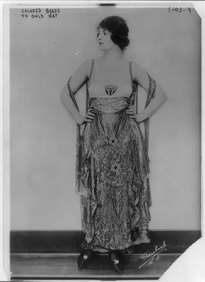 [Women modeling clothing]