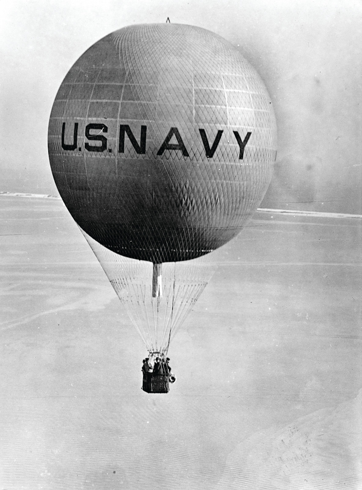 US Navy observation balloon with U.S. NAVY lettering on envelope — historic image